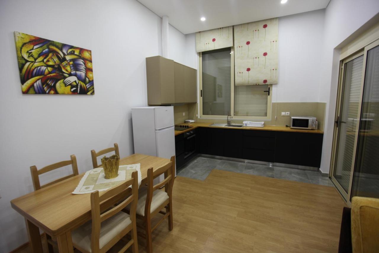 סרנדה Mane Apartments מראה חיצוני תמונה