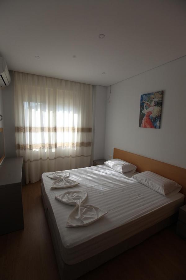 סרנדה Mane Apartments מראה חיצוני תמונה